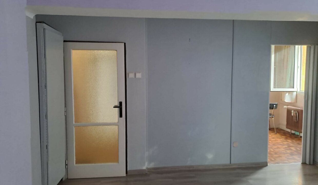 2925c535-e1b3-4a64-a54b-fed58f99d346