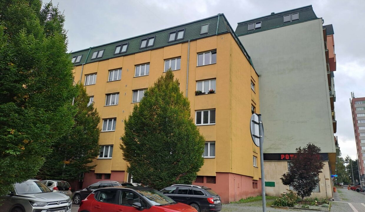 2c618825-ab12-4a33-b9bf-70fd7801149f