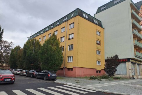 559a81ca-bea0-4367-af9b-9bede2fd4d6a