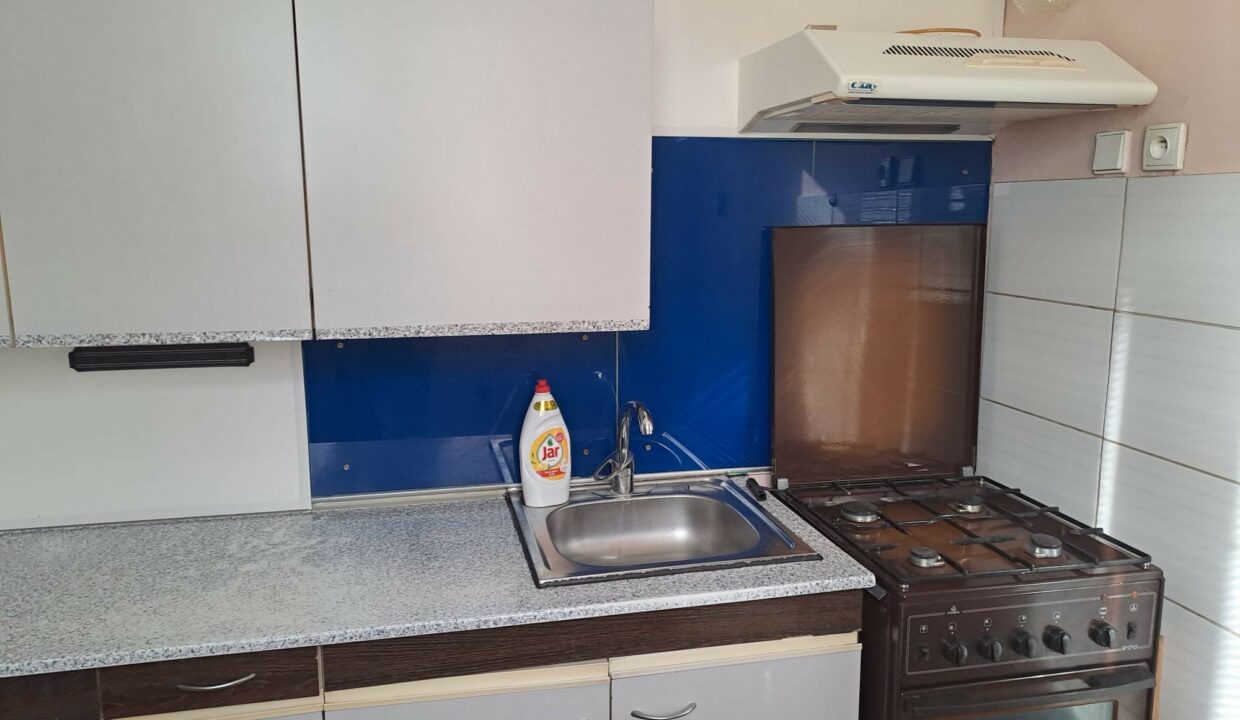 8e296f2a-383f-4c39-8799-621306453682