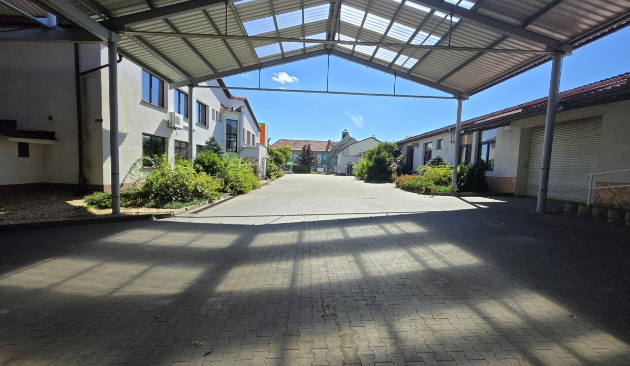 WhatsApp Image 2025-08-26 at 12.09.24 (9)