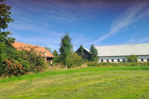 3b53e7a4-425b-4613-9b86-c18b515149d6