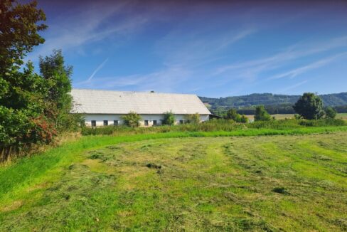 755077b0-d9ee-4114-82a2-b6a35c653f6f